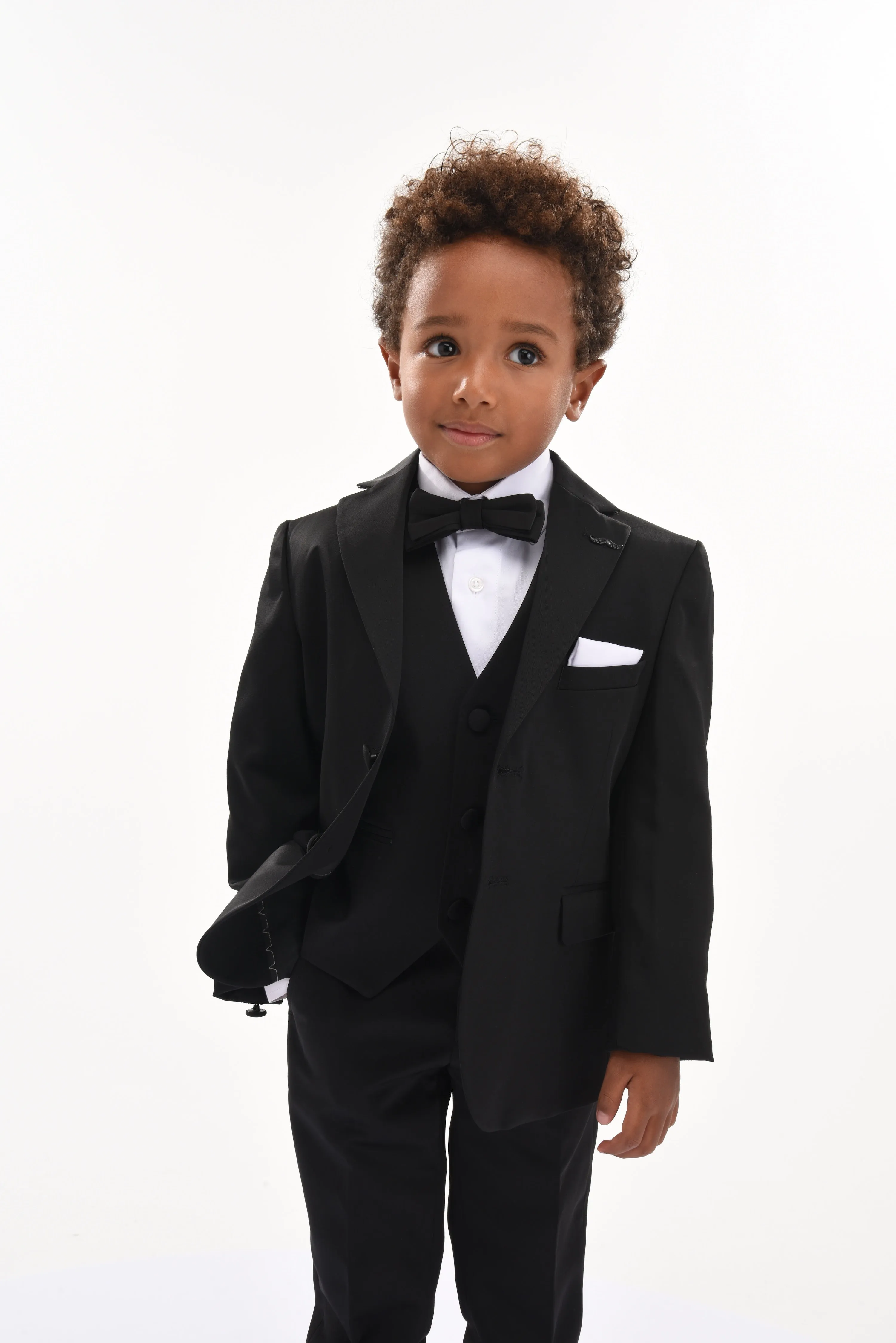 Black Peak Lapel Tuxedo