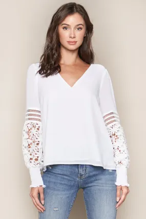 Ciena Lace Sleeve Blouse