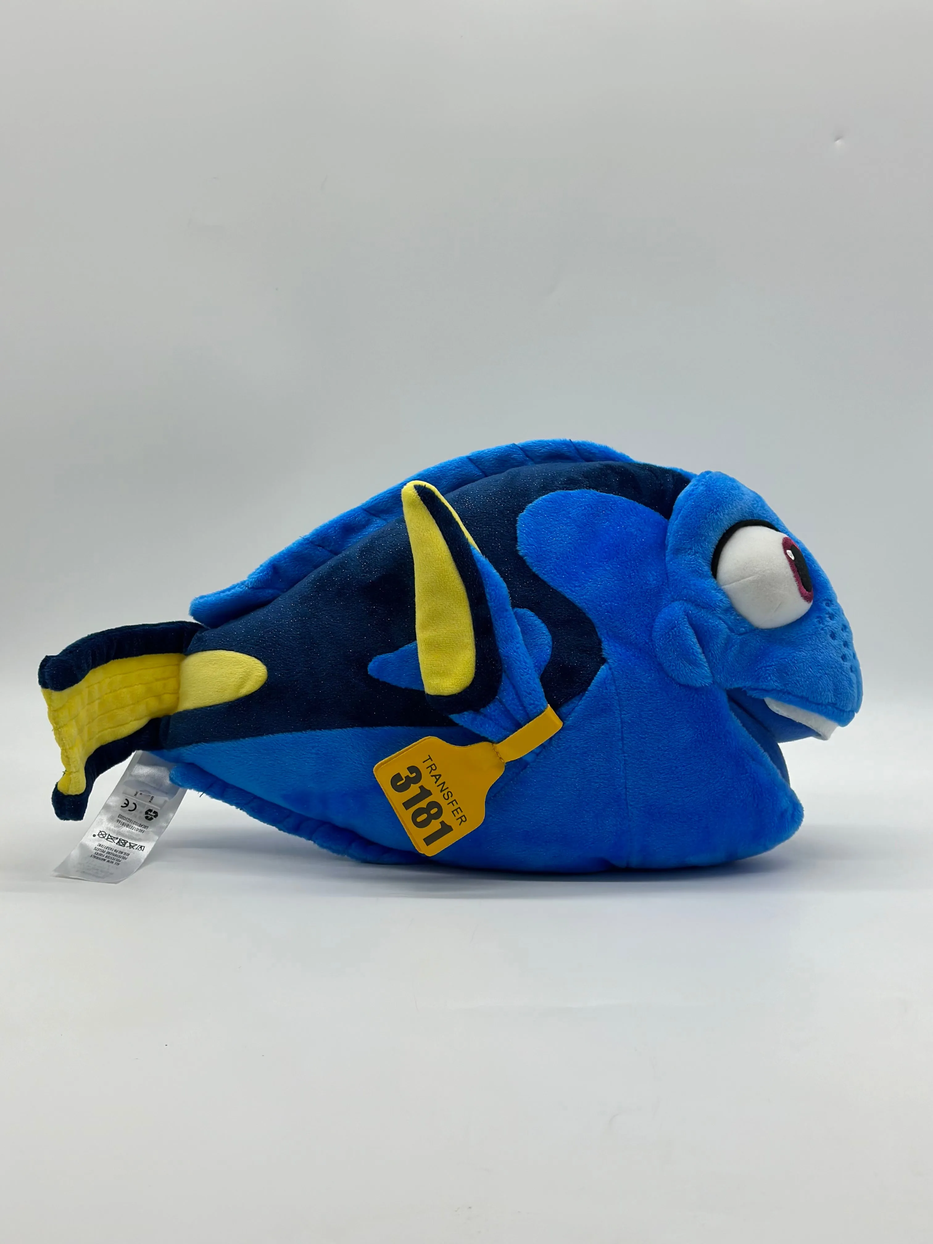 Dory Plush Large