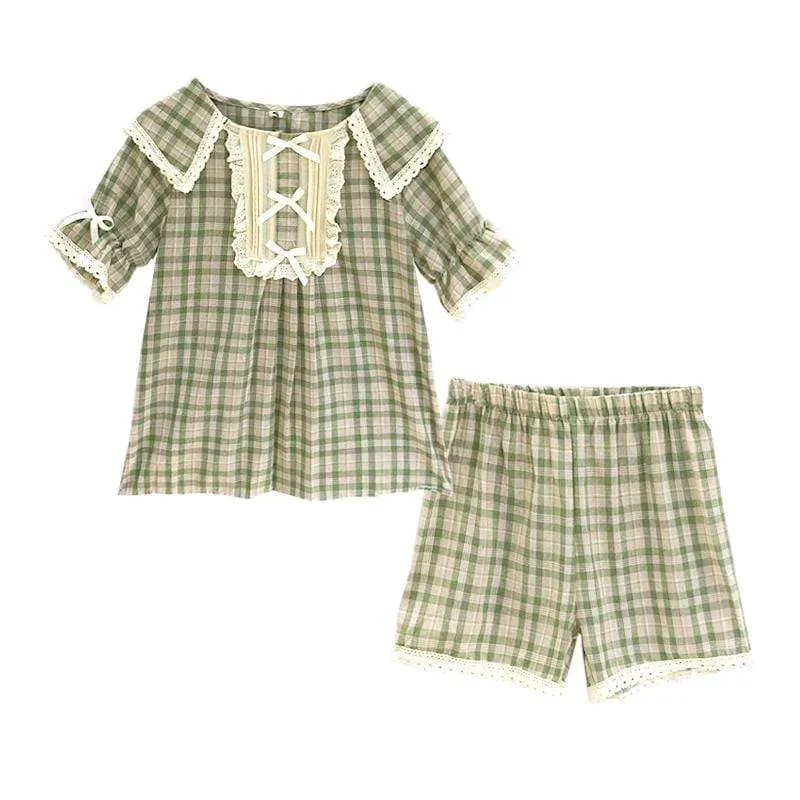 Kawaii Large Lapel Loosed Plaid Pajamas