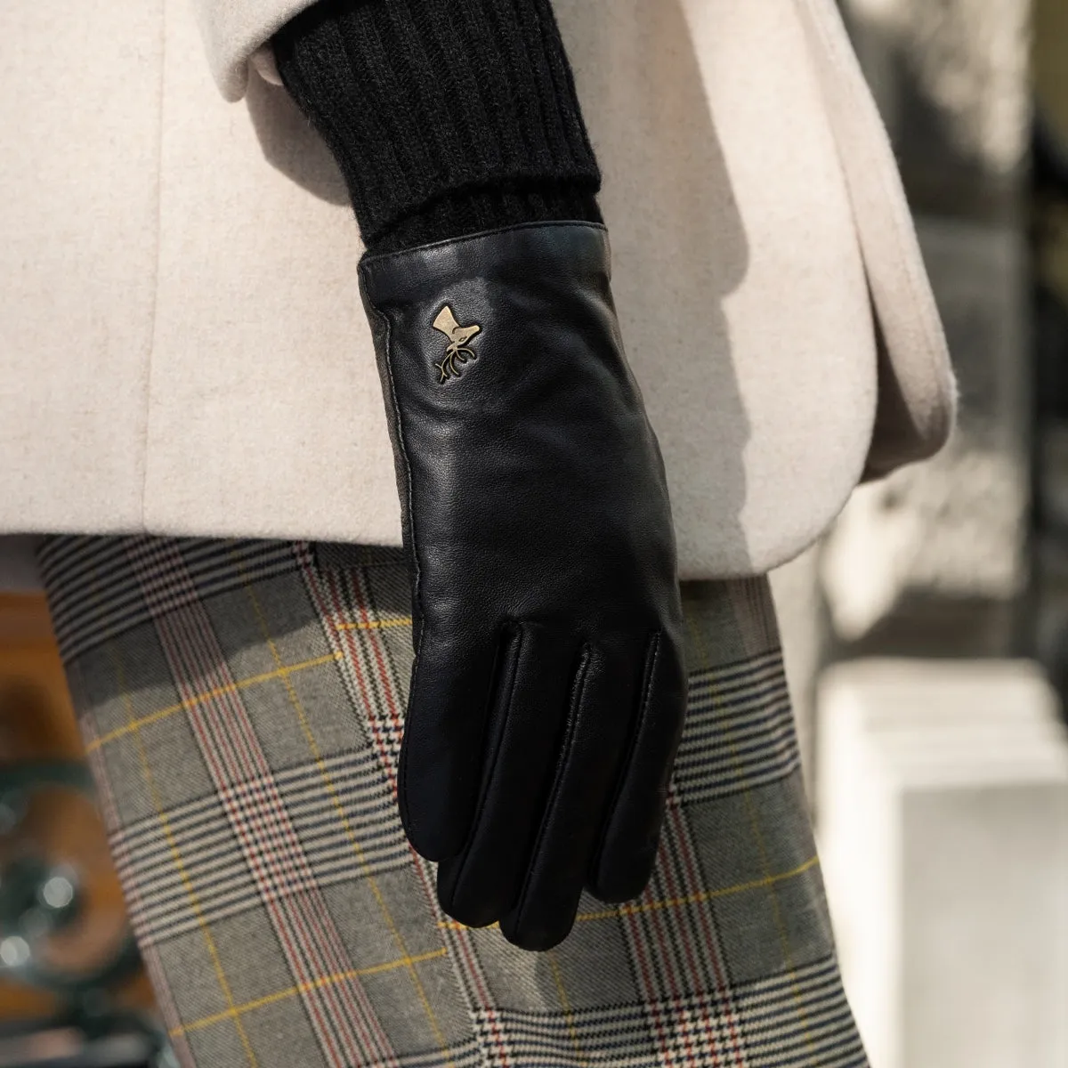 Riley – sheepskin leather gloves with knit cuff & touchscreen feature