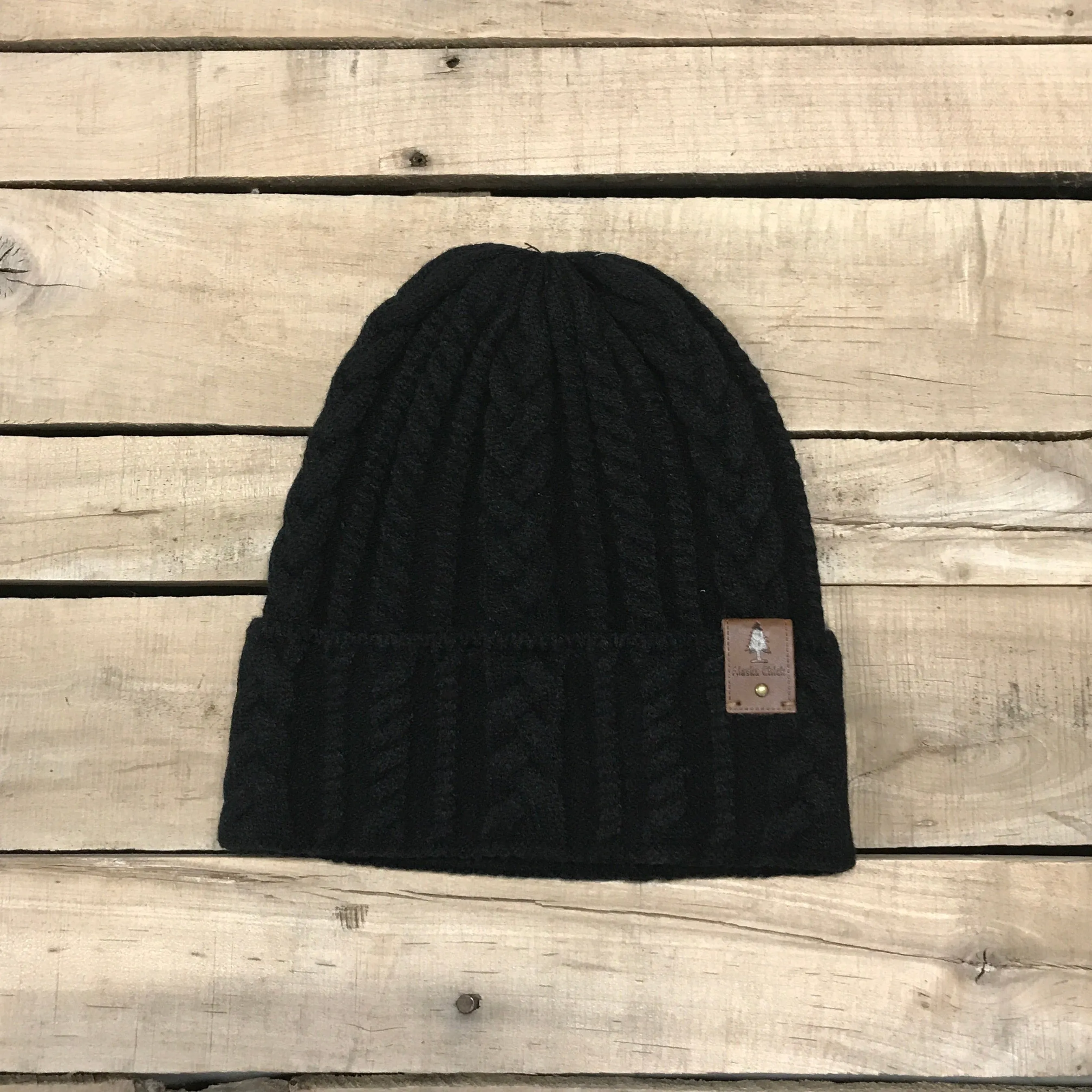 Single Tree Cable Knit Beanie