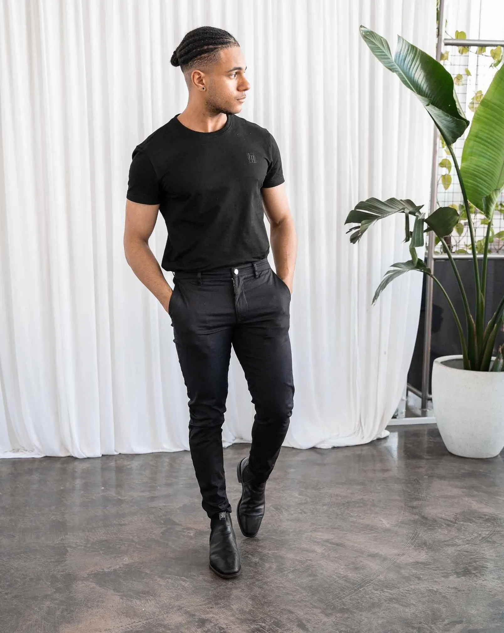 Slim Fit Chino - Black